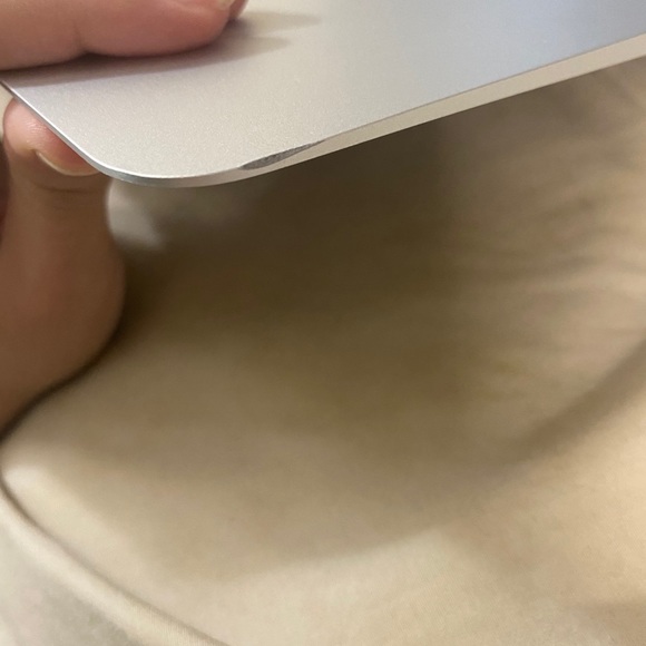 MacBook - Picture 10 of 13